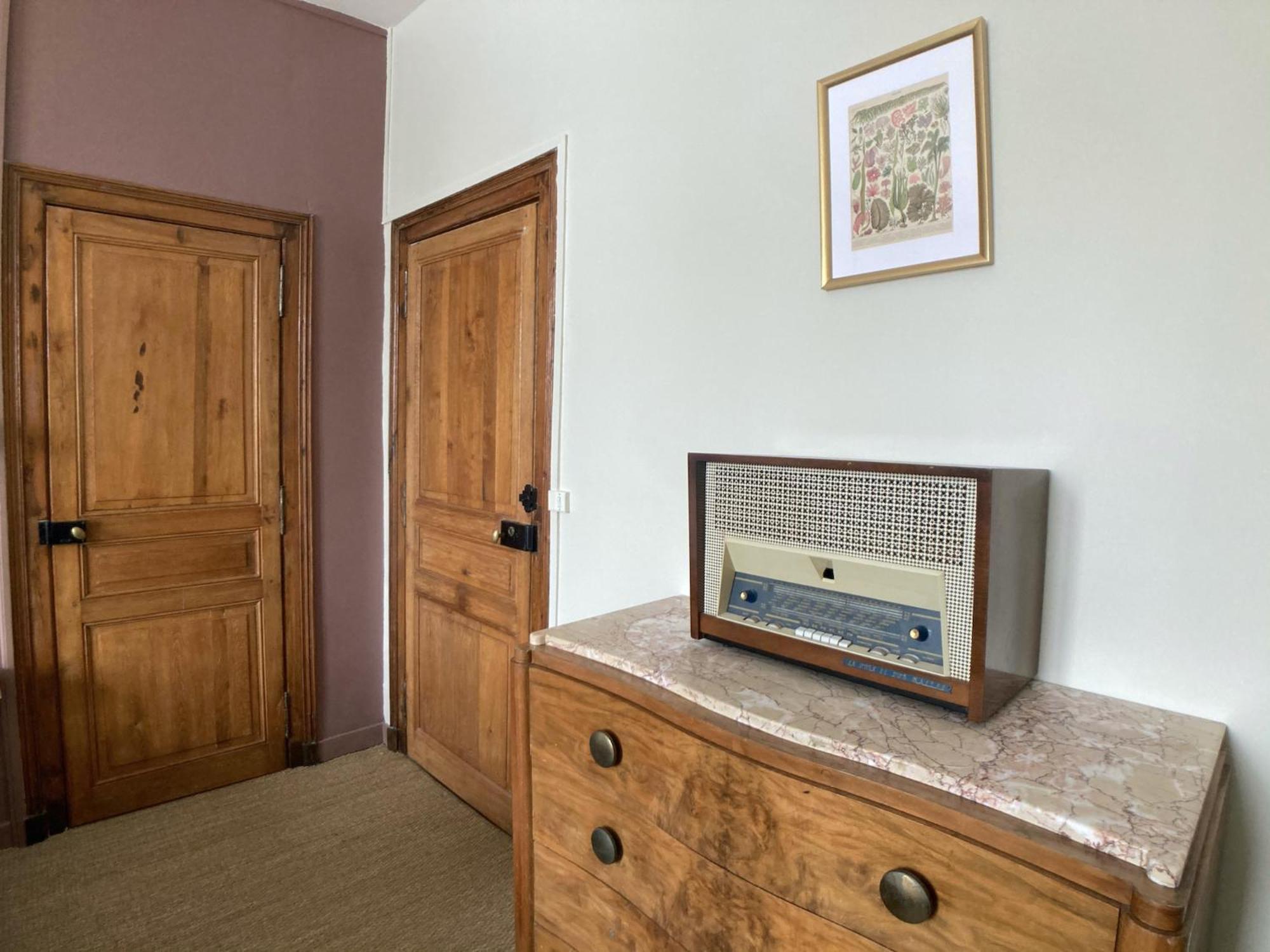 Maison D'Hotes La Doucelle Culture Et Bien-Etre Lignieres-Orgeres Zimmer foto